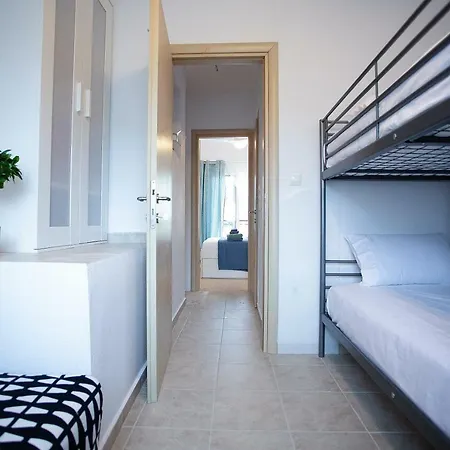 Cozy Kallithea Apartment