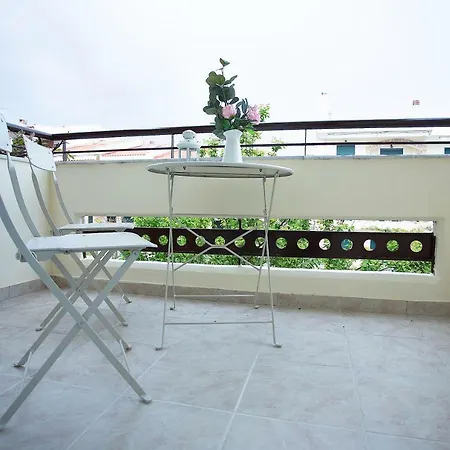 Cozy Kallithea Apartment *